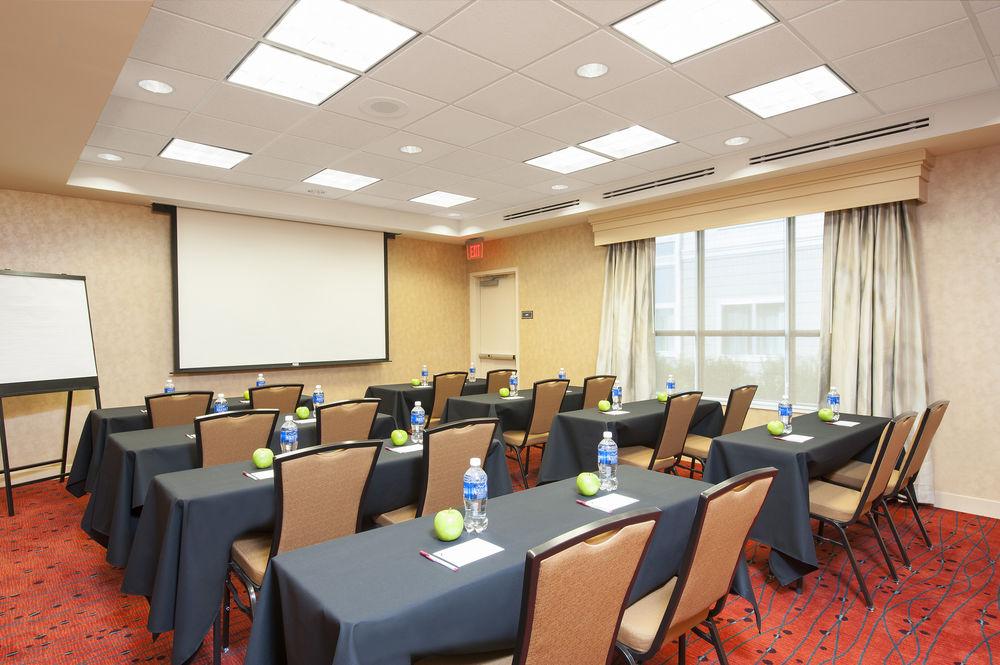 Residence Inn By Marriott בלומינגטון מראה חיצוני תמונה