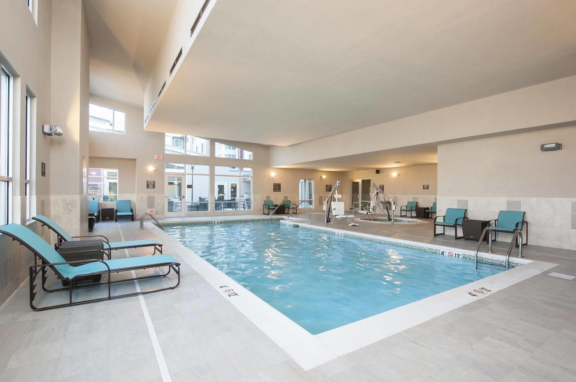 Residence Inn By Marriott בלומינגטון מראה חיצוני תמונה